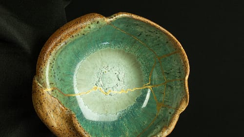 Mit Kintsugi emotionale Verletzungen heilen
